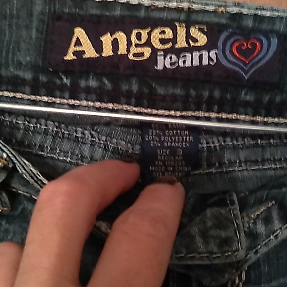 Angel Jean's - Picture 2 of 11